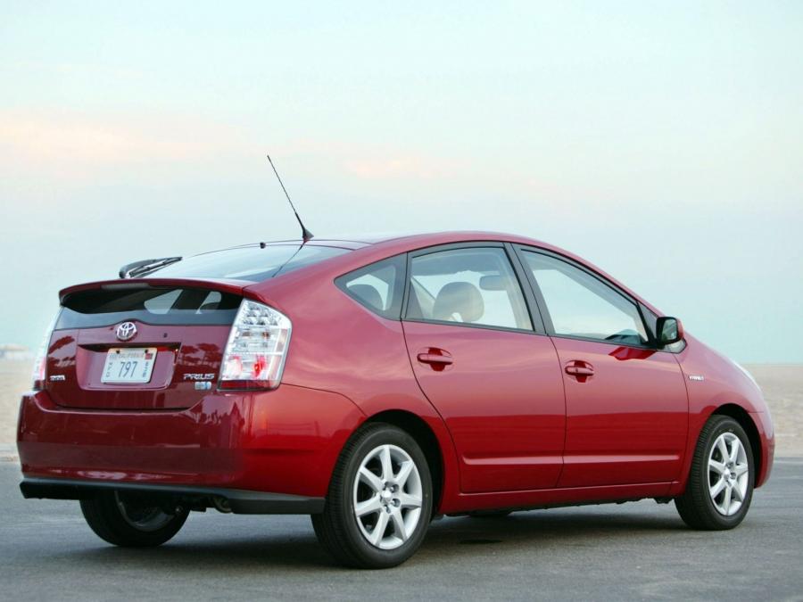  Toyota Prius 2003 года  (US) (фото 17 из 23)